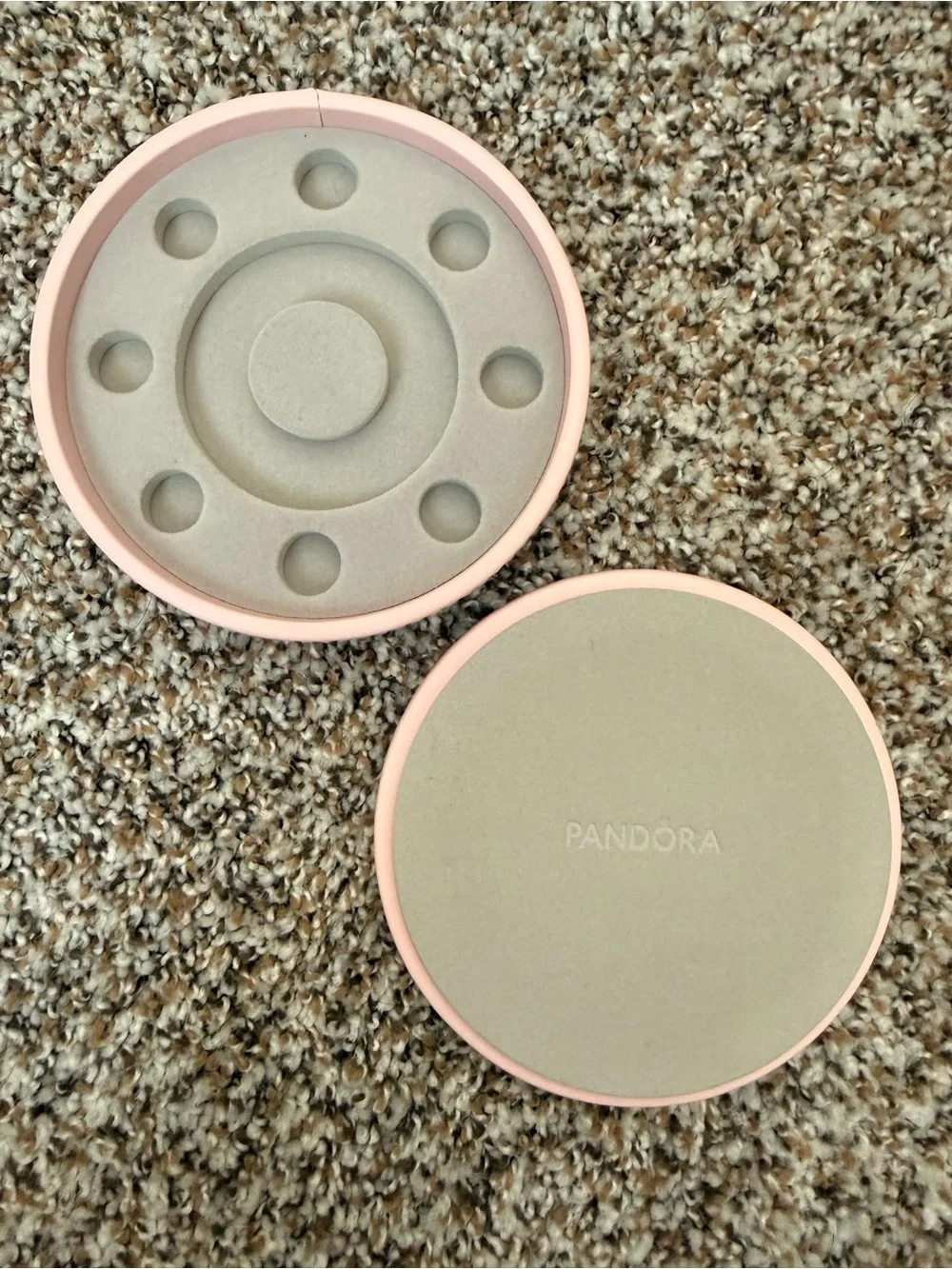 Pandora Exclusive | Souvenirs de Paris Pink Round Jewelry Case